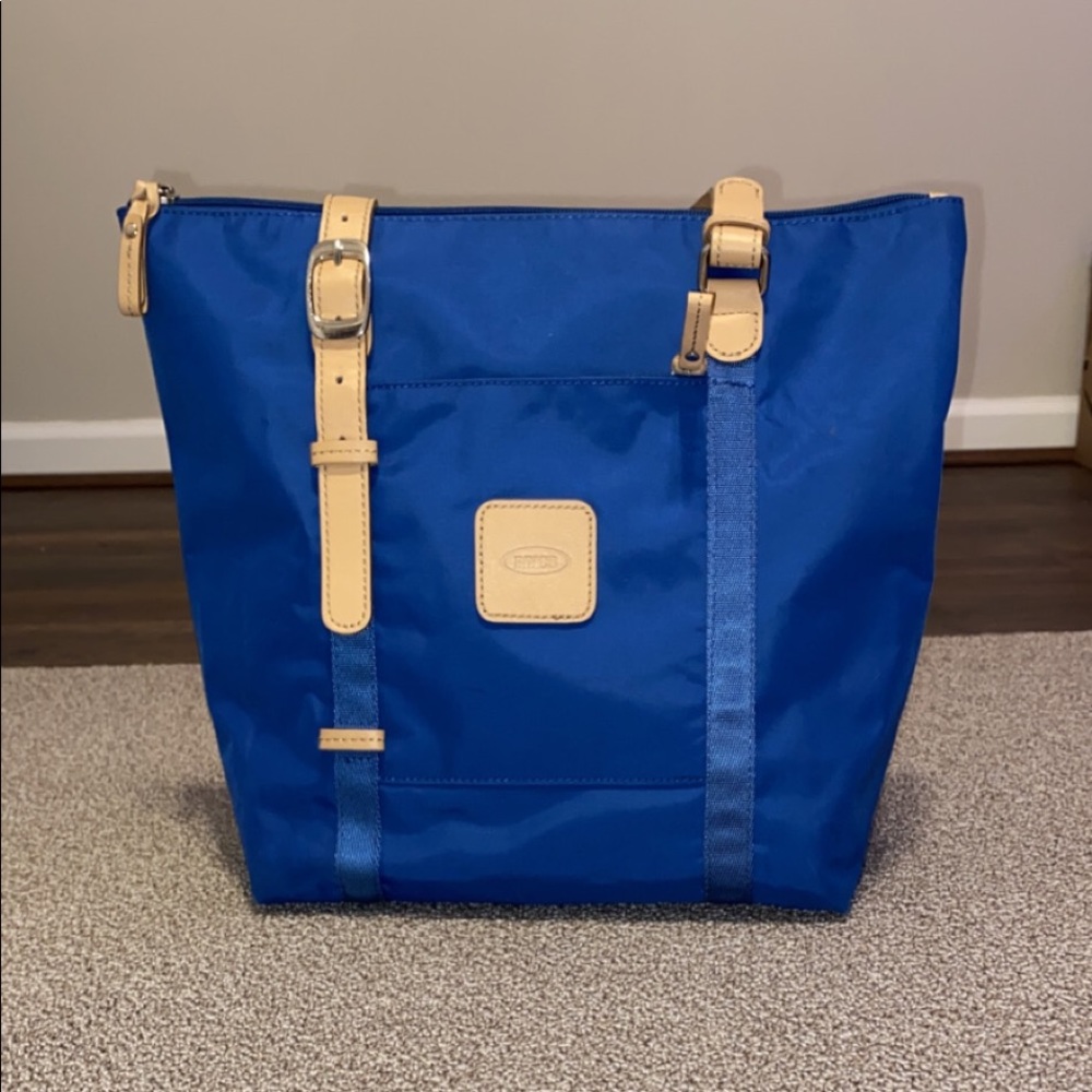 Bric’s Travel Tote